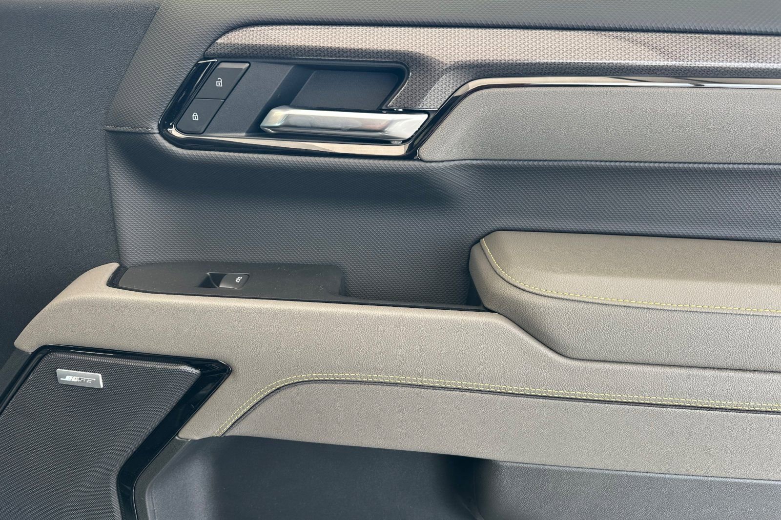 New 2026 Chevrolet Silverado 1500 ZR2 AWD/4WD image 19