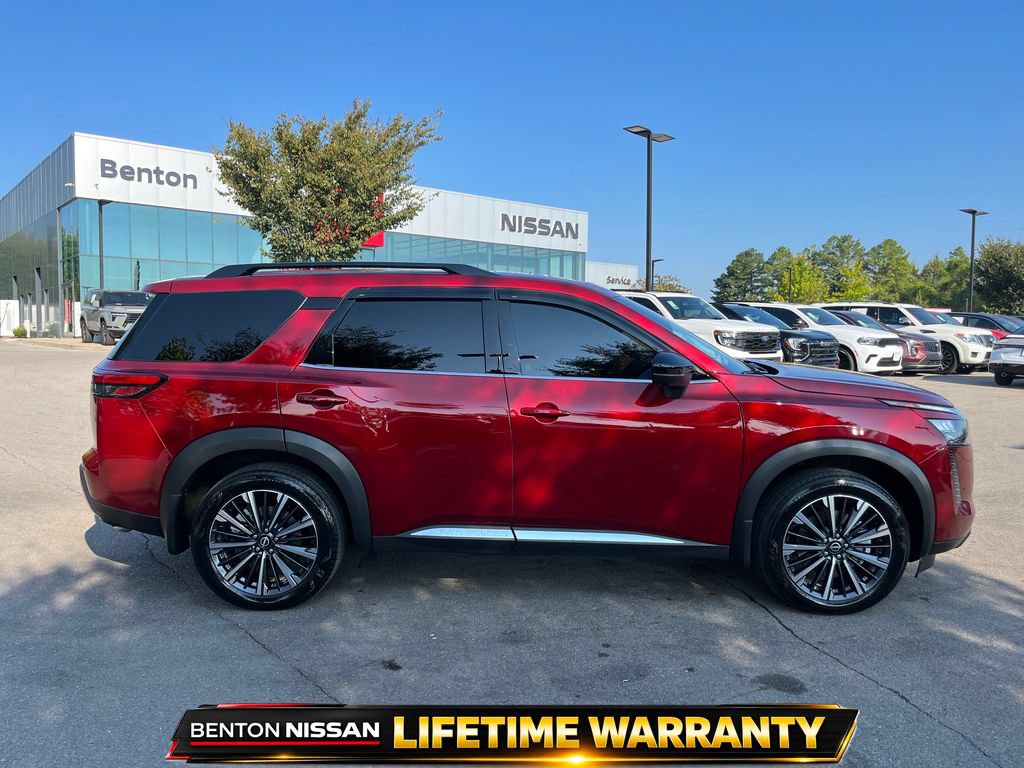 Used 2026 Nissan Pathfinder Platinum AWD/4WD image 11
