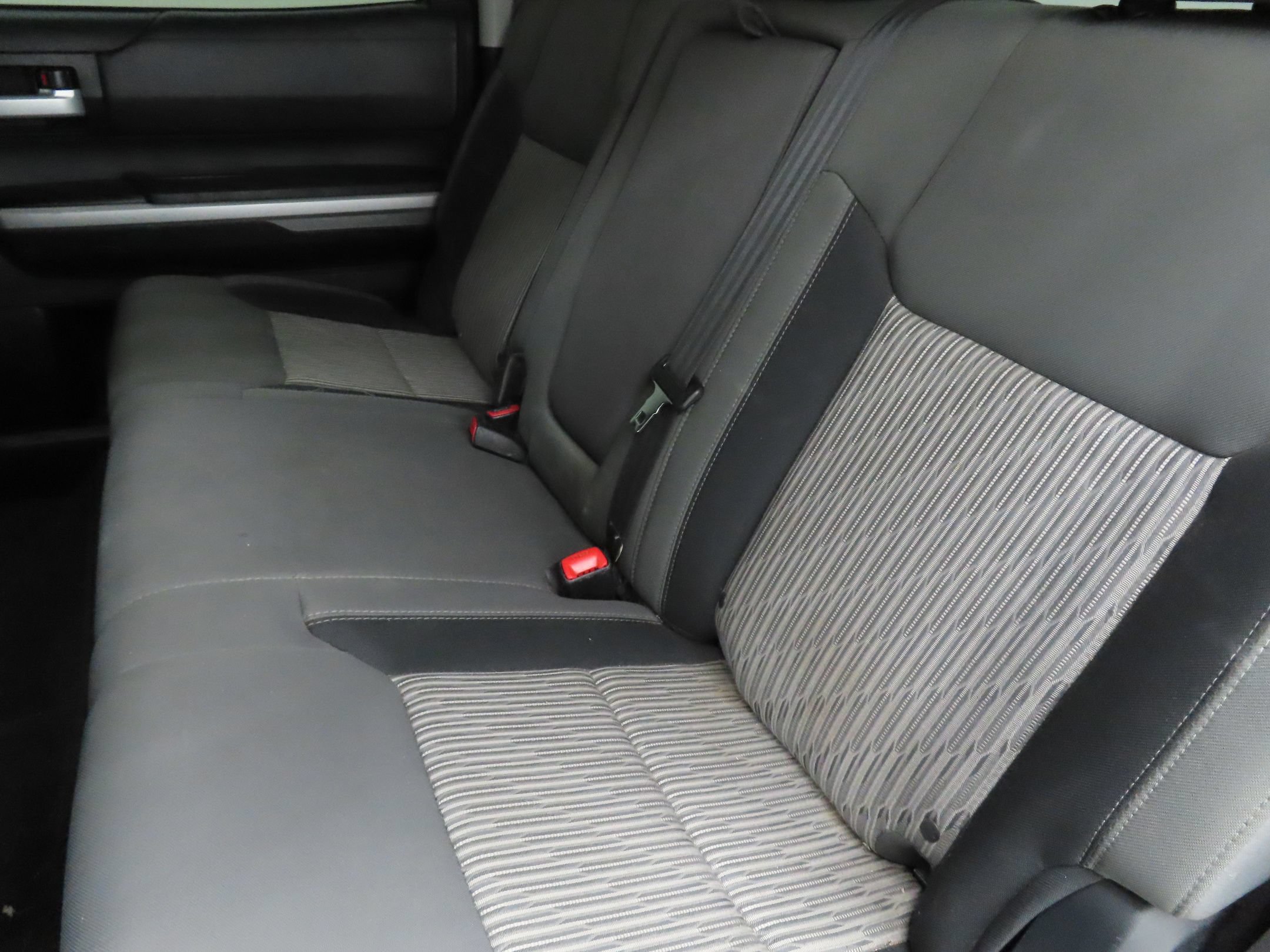 Used 2017 Toyota Tundra SR5 w/ SR5 Upgrade Package RWD image 22