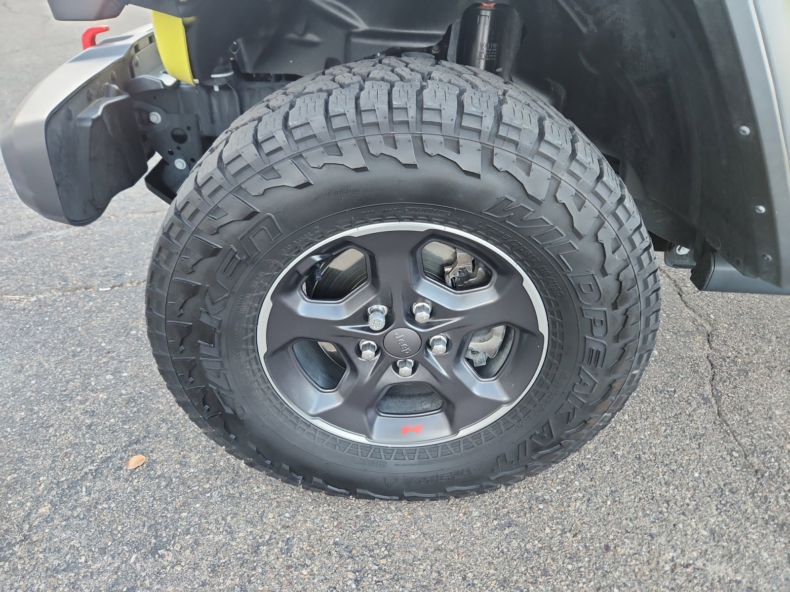 Used 2023 Jeep Gladiator Rubicon w/ Cold Weather Group image 27