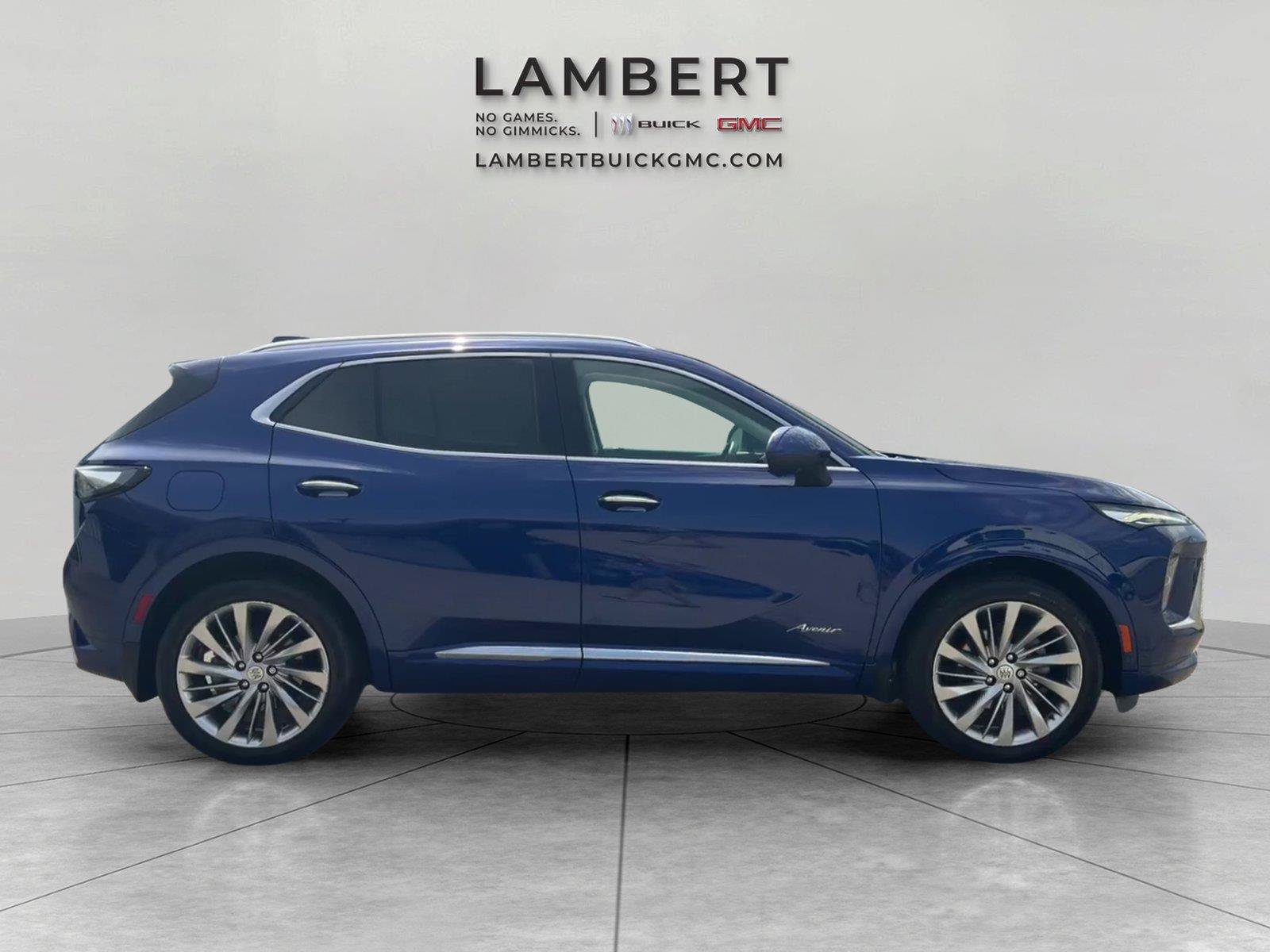 Used 2024 Buick Envision Avenir AWD/4WD image 6