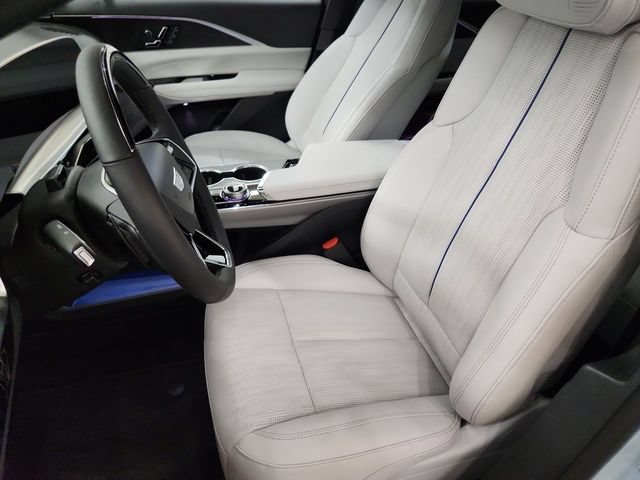 New 2025 Cadillac Lyriq Sport AWD/4WD image 16