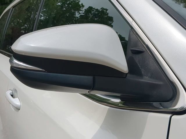 Used 2018 Toyota Highlander SE AWD/4WD image 11