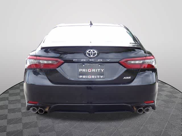 Used 2024 Toyota Camry XSE FWD image 3