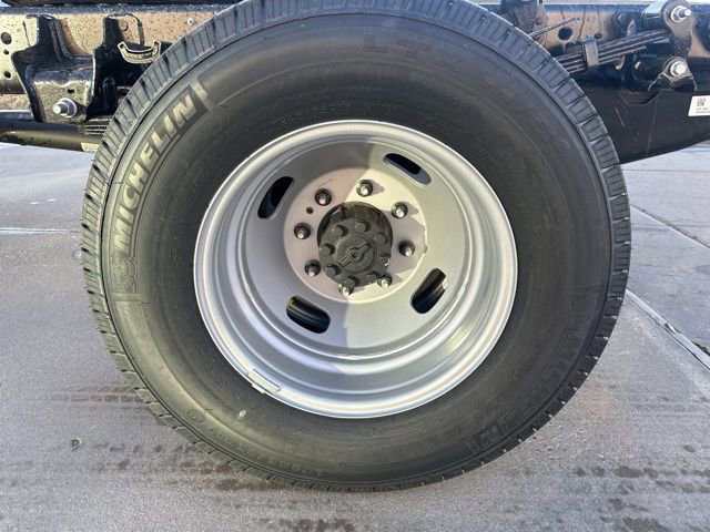 New 2026 Ford F350 XL w/ XL Chrome Package image 22