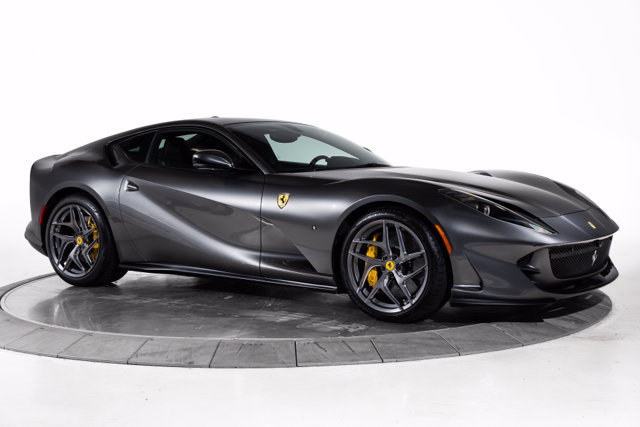 Used 2019 Ferrari 812 Superfast RWD image 13