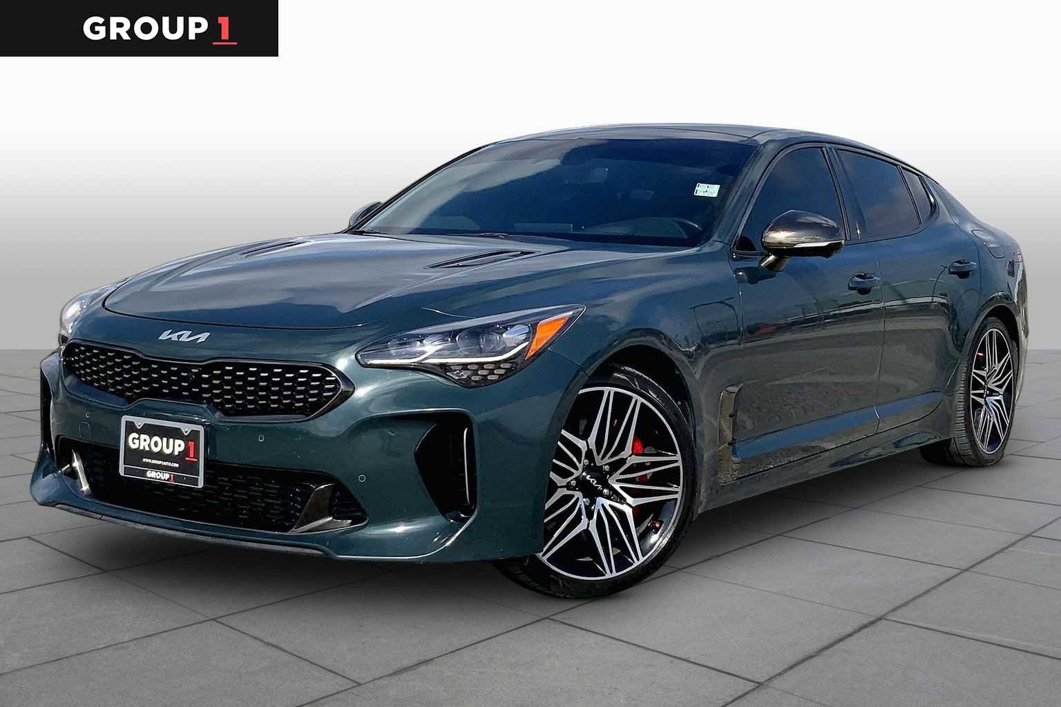 Used 2023 Kia Stinger GT2 image 1