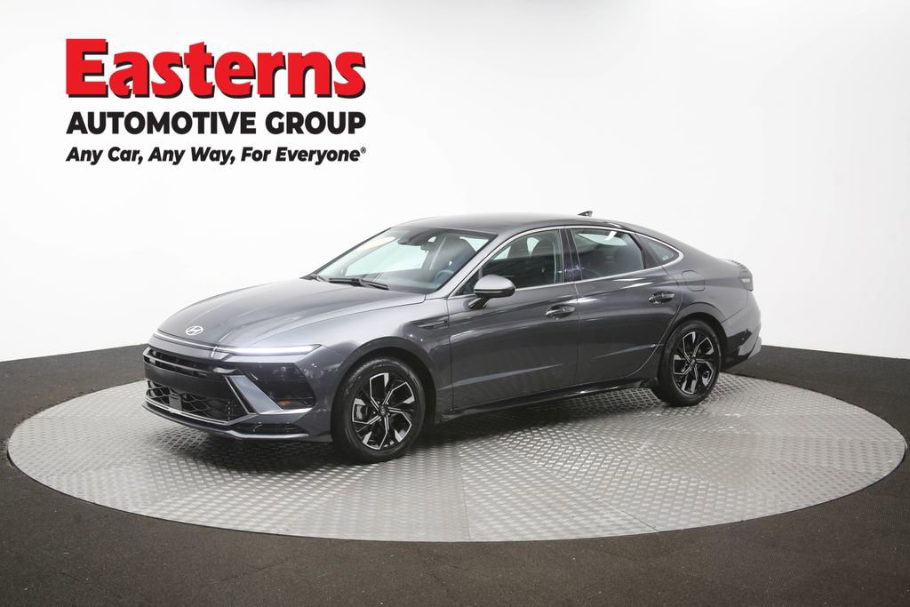 Used 2025 Hyundai Sonata SEL FWD image 57