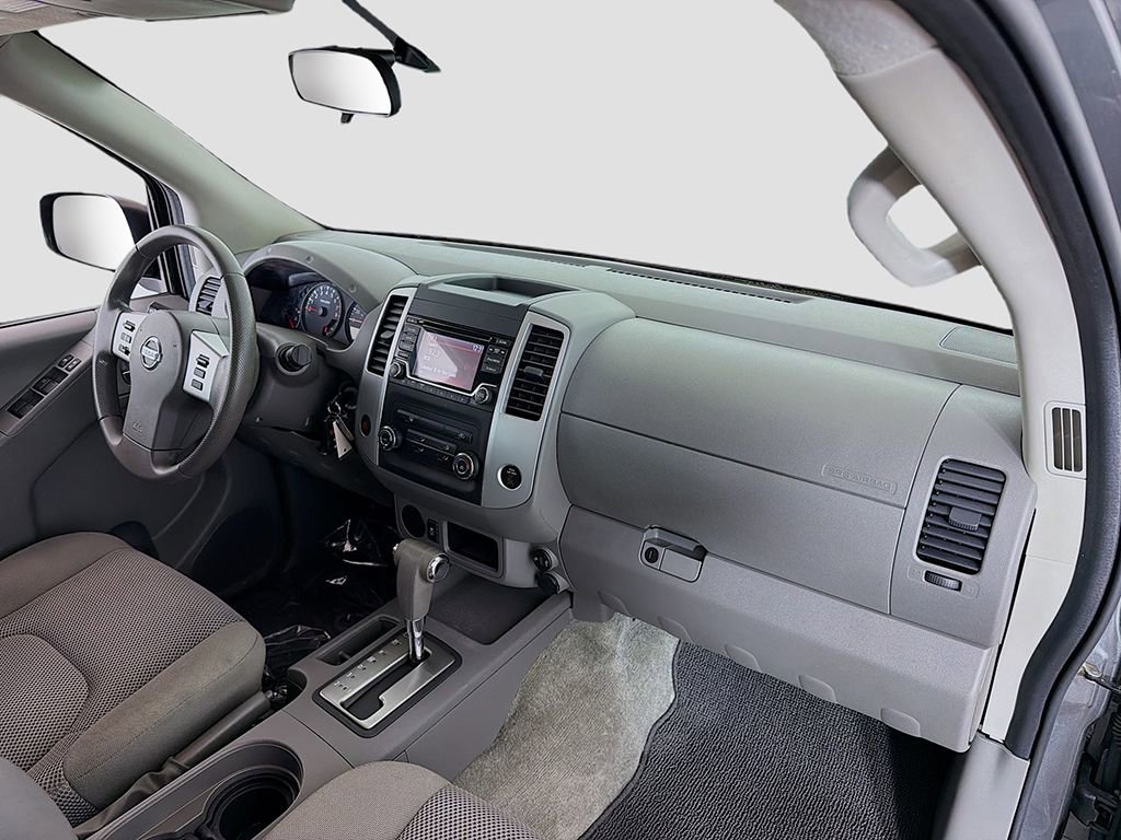 Used 2018 Nissan Frontier SV image 14