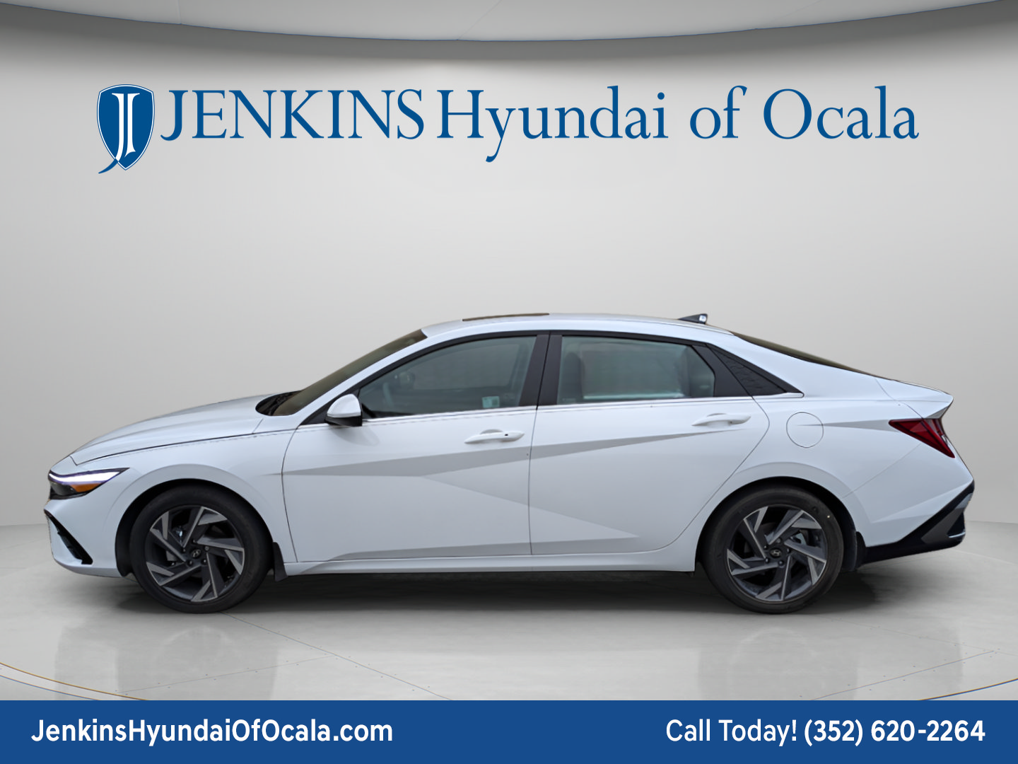 Certified 2025 Hyundai Elantra SEL FWD image 7