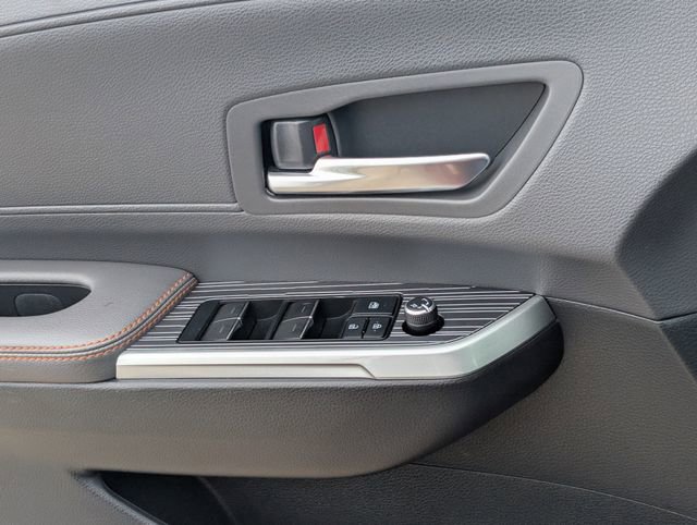 Used 2022 Toyota Sienna XSE image 29