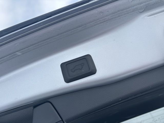 Certified 2023 Toyota RAV4 XLE w/ Convenience Package image 17