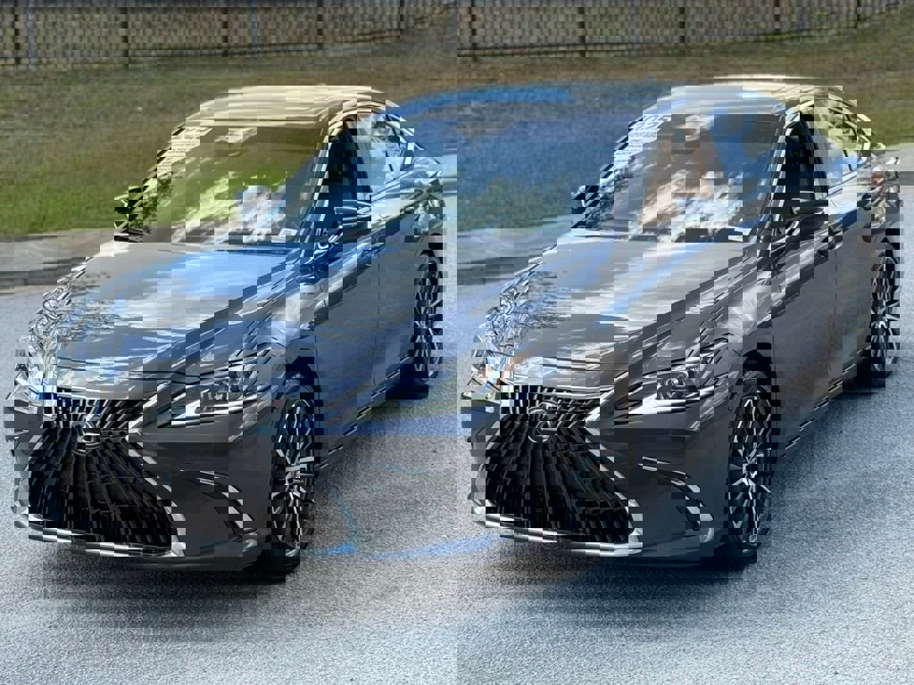 Certified 2025 Lexus ES 350 w/ Premium Package image 9