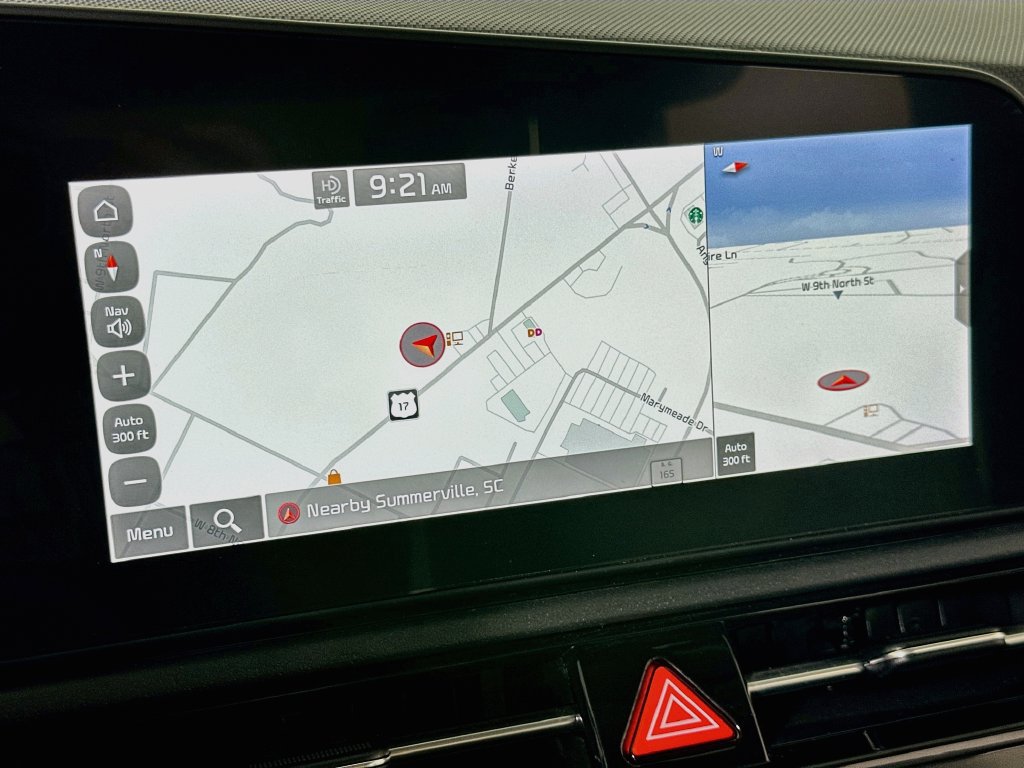 Used 2023 Kia Niro EX FWD image 29