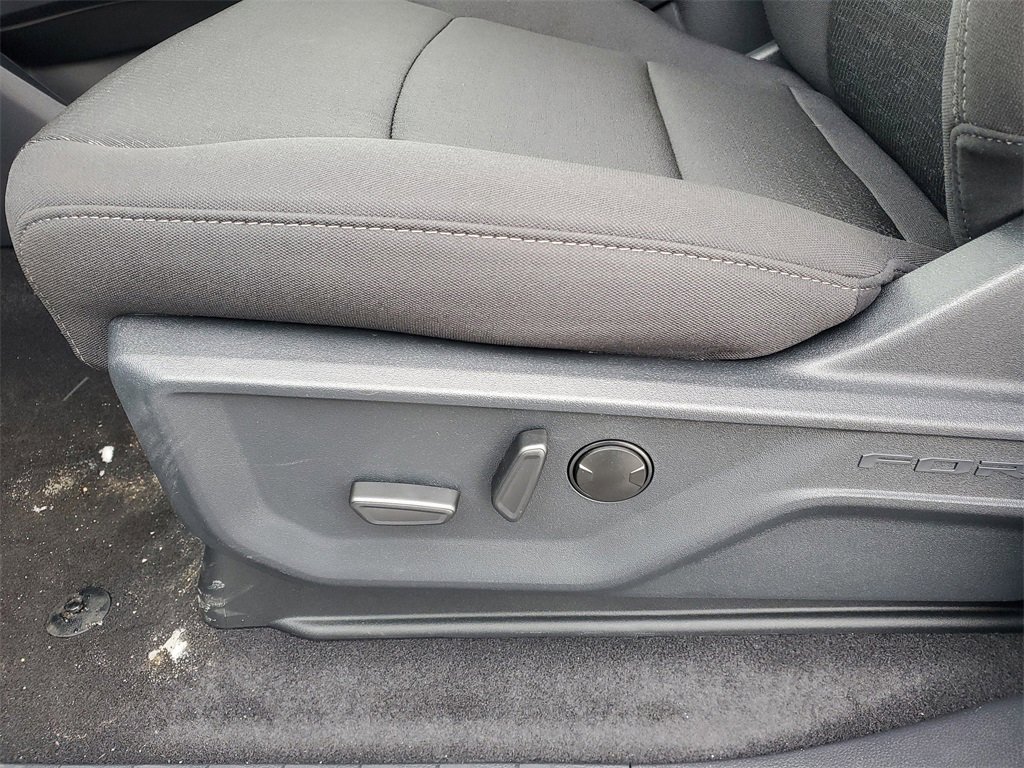 New 2025 Ford F150 XLT w/ Equipment Group 302A MID image 10