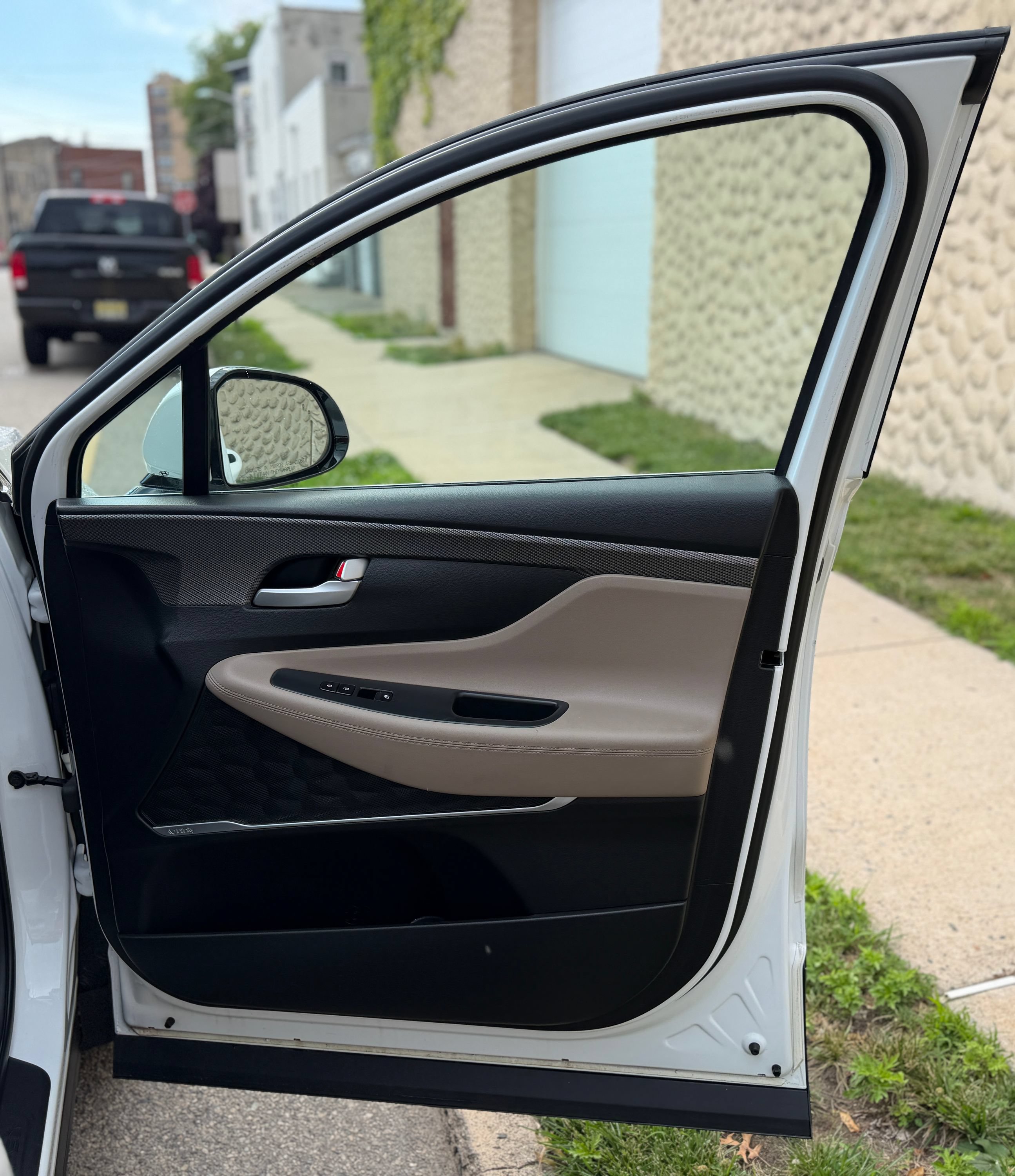 Used 2019 Hyundai Santa Fe SEL AWD/4WD image 22