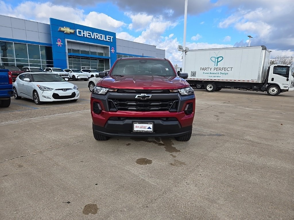 Used 2024 Chevrolet Colorado LT image 11