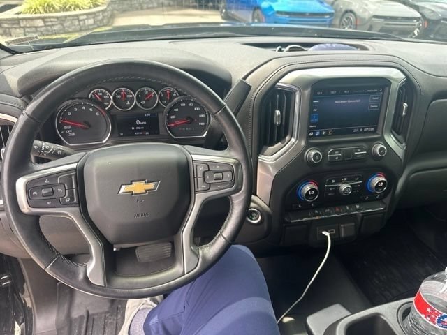 Used 2021 Chevrolet Silverado 1500 LT AWD/4WD image 29