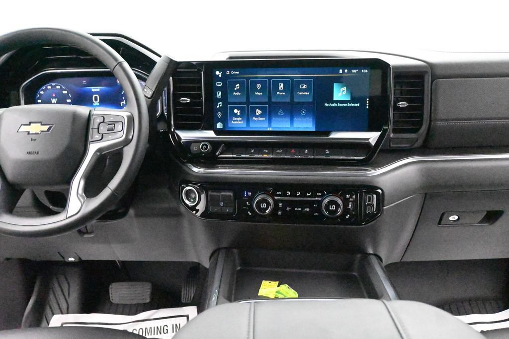 Used 2025 Chevrolet Silverado 2500 LTZ w/ LTZ Premium Package AWD/4WD image 26