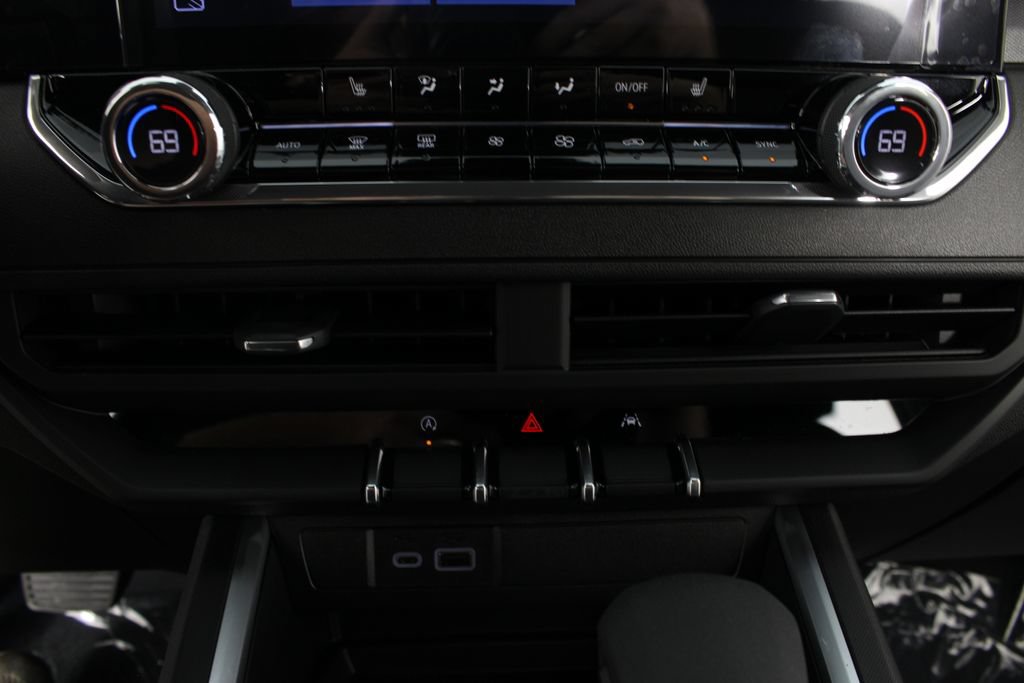 New 2026 Chevrolet Colorado Trail Boss AWD/4WD image 6