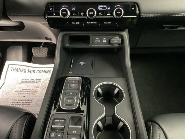 Used 2025 Honda Pilot Touring image 19