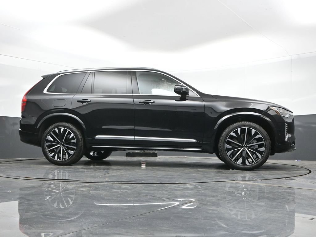 New 2026 Volvo XC90 B6 Plus w/ Protection Package Premier AWD/4WD image 42
