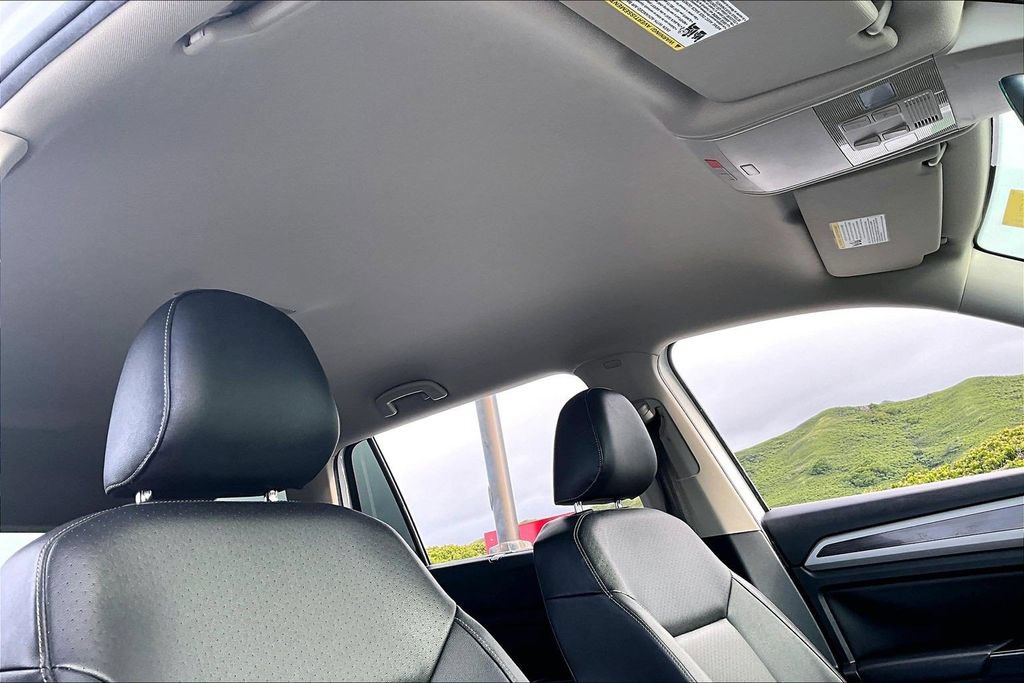 Used 2019 Volkswagen Atlas SE w/ Towing Package AWD/4WD image 17