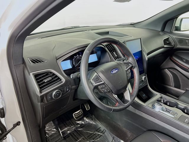 Used 2022 Ford Edge ST-Line w/ Class II Trailer Tow Package image 8