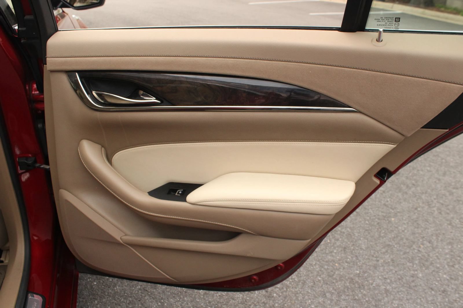 Used 2015 Cadillac CTS Luxury RWD image 23