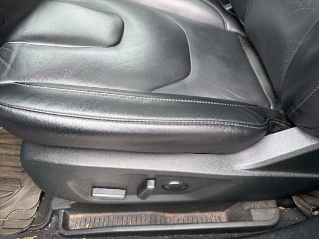 Used 2022 Ford Edge Titanium image 21