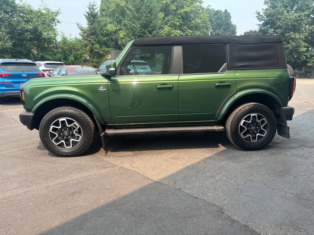 Used 2023 Ford Bronco Outer Banks AWD/4WD image 10
