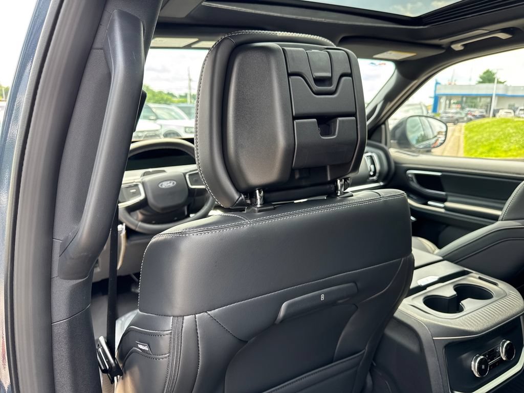 New 2027 Ford Expedition Max Platinum w/ Stealth Appearance Package AWD/4WD image 19