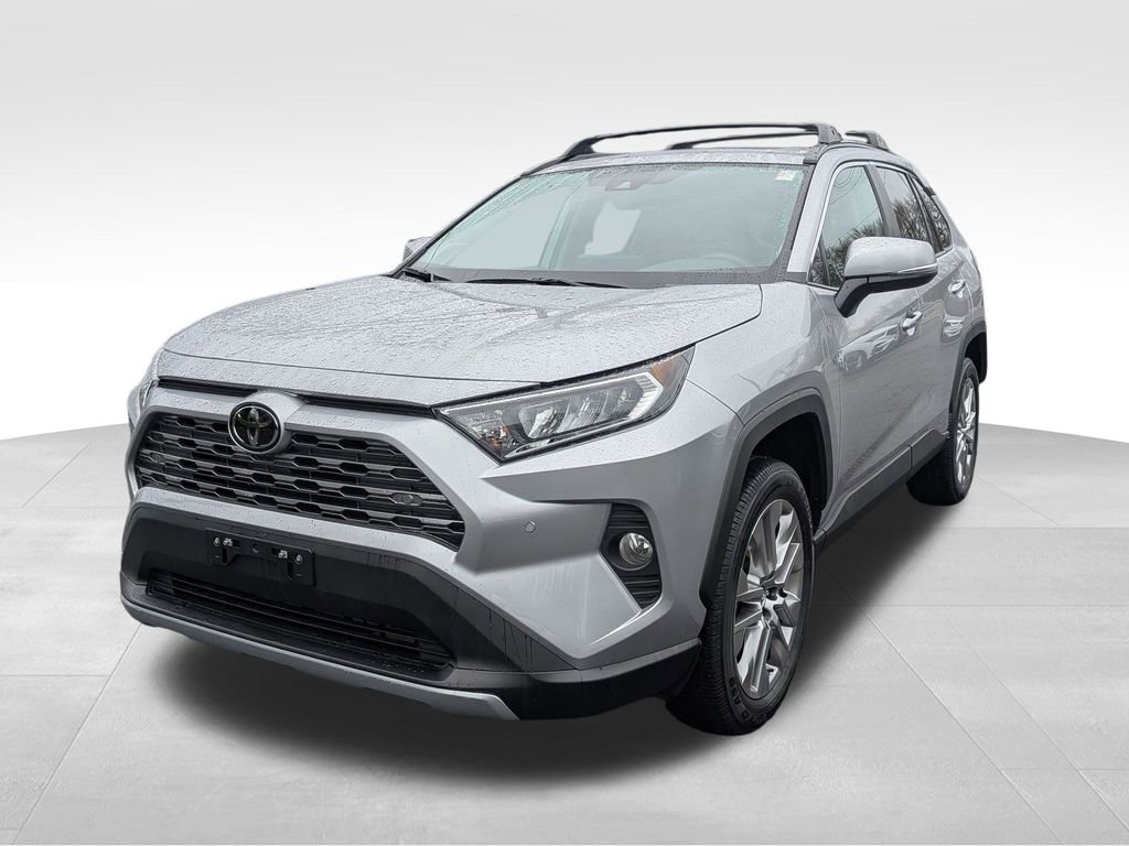 Used 2021 Toyota RAV4 Limited image 3