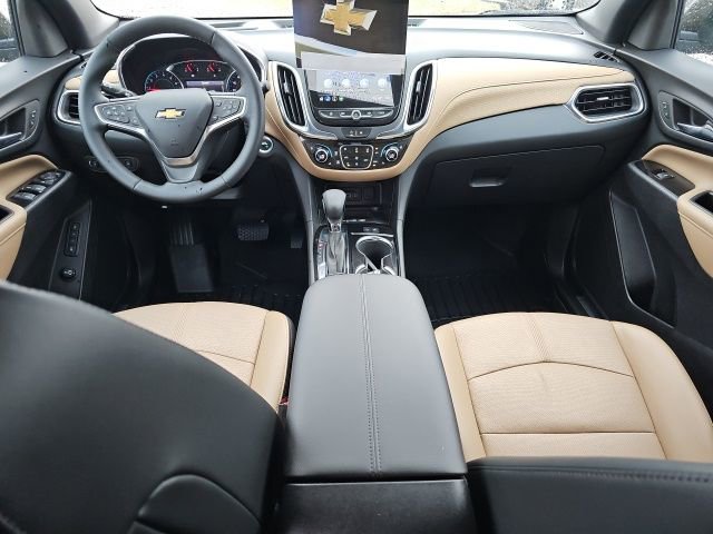 Used 2023 Chevrolet Equinox Premier image 12