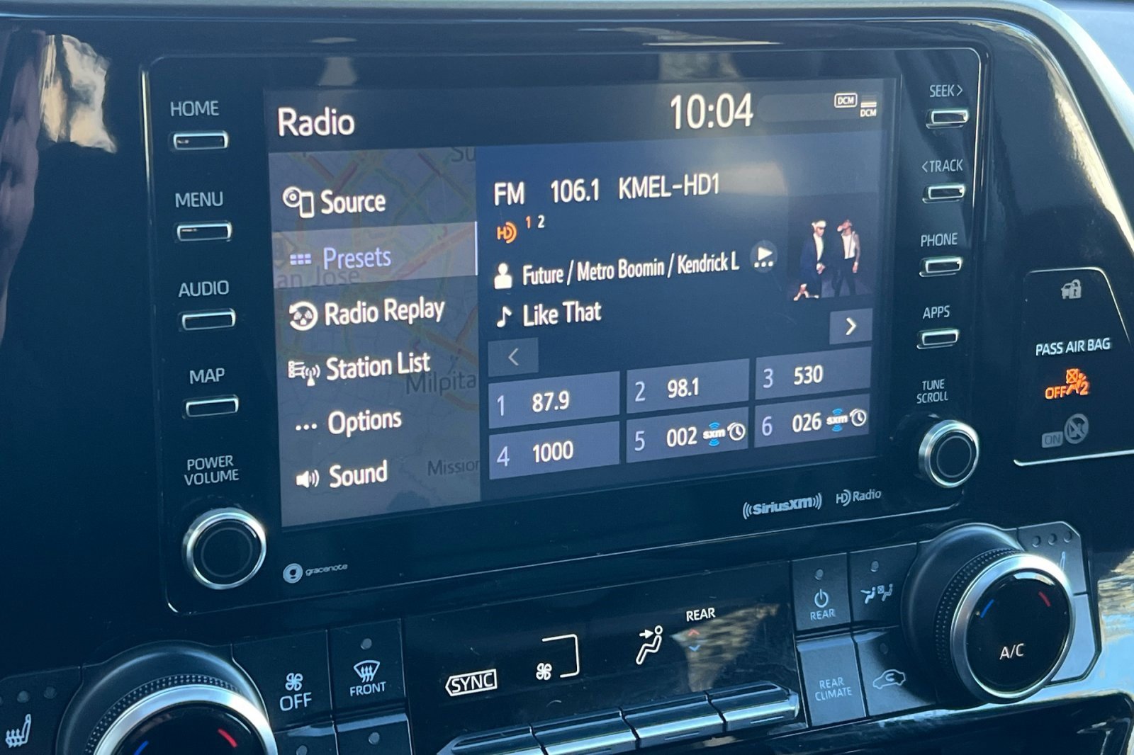 Certified 2022 Toyota Highlander XLE image 19