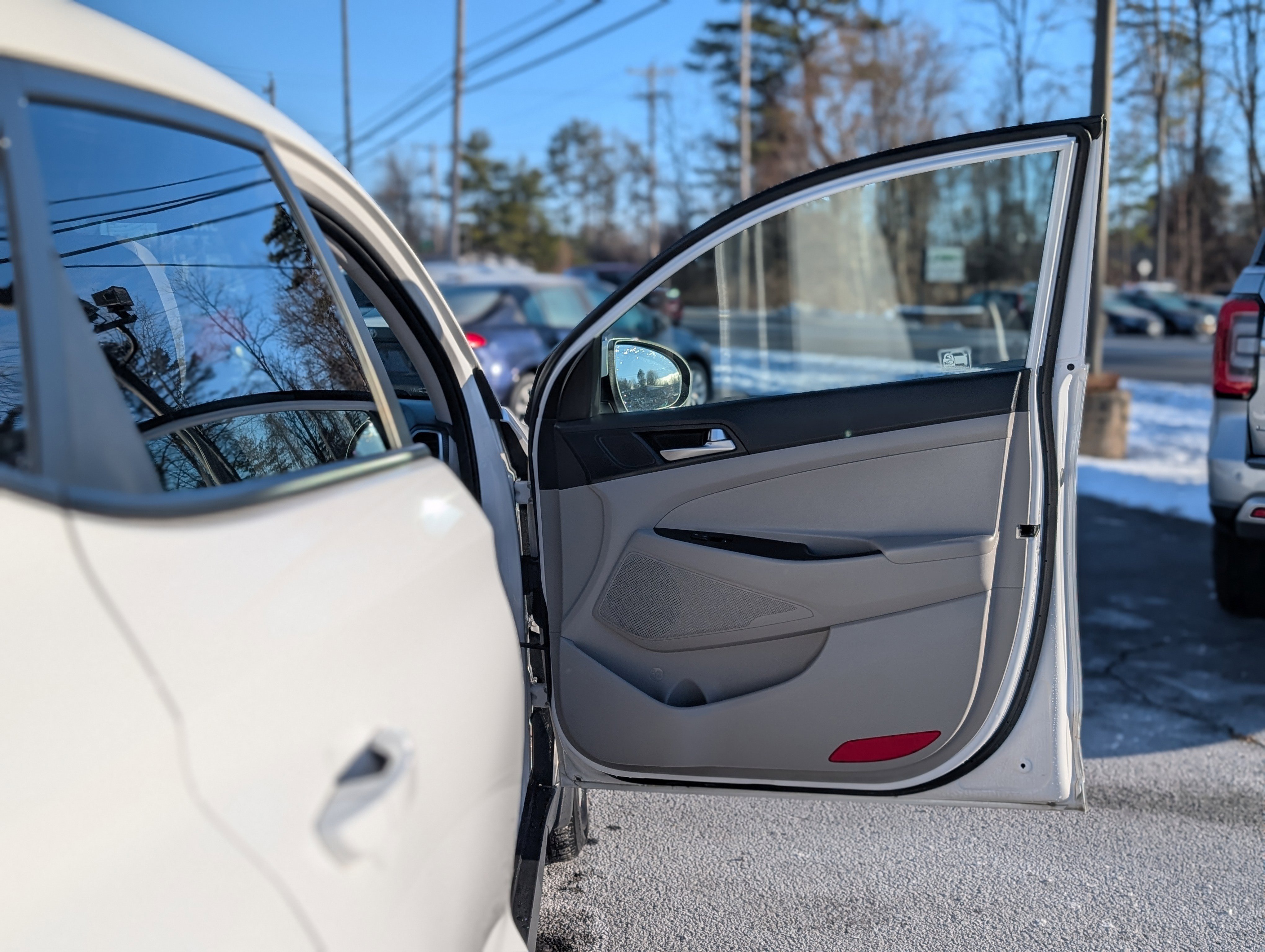 Used 2019 Hyundai Tucson SE image 35