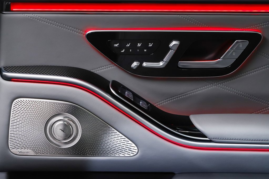 Certified 2025 Mercedes-Benz S 63 AMG S image 12