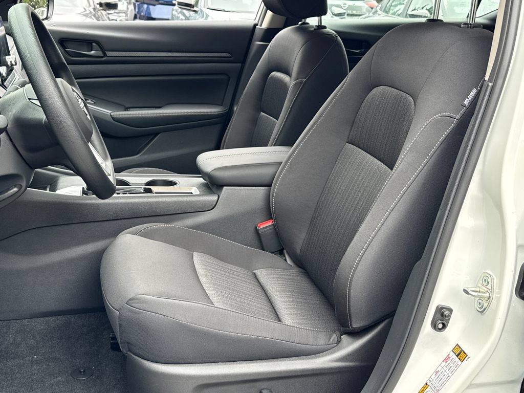 New 2026 Nissan Altima 2.5 SV FWD image 6
