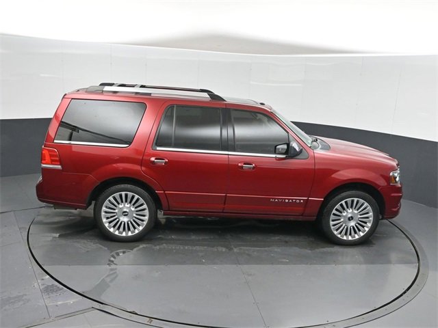 Used 2017 Lincoln Navigator Select image 31
