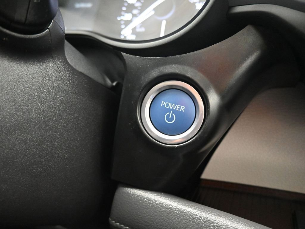 Used 2021 Toyota Sienna XLE w/ XLE Plus Package image 24