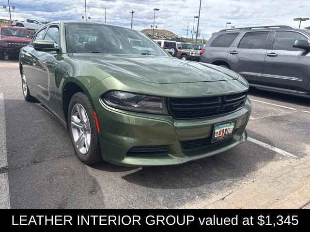 Used 2020 Dodge Charger SXT w/ Leather Interior Group RWD image 3