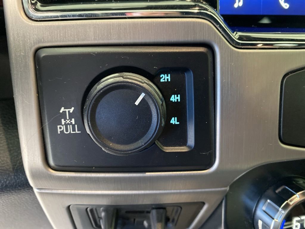 Used 2022 Ford F350 Platinum w/ Tremor Off-Road Package image 16