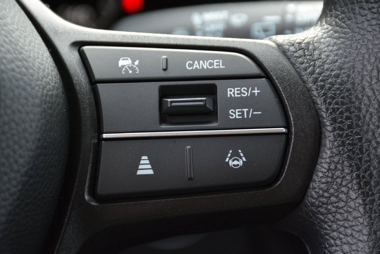 Used 2027 Honda HR-V LX image 29