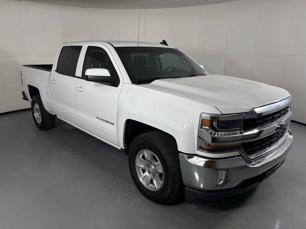 Used 2018 Chevrolet Silverado 1500 LT w/ All Star Edition RWD image 2