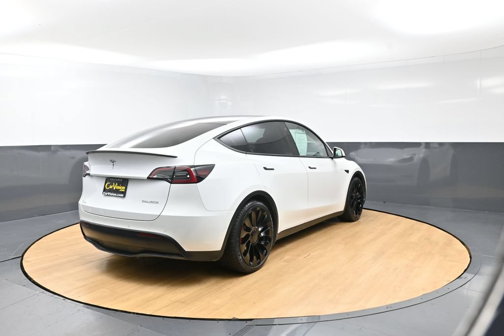Used 2021 Tesla Model Y Performance AWD/4WD image 2