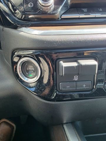 Used 2024 GMC Sierra 2500 SLT w/ SLT Premium Package image 69