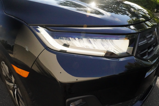 Used 2025 Honda Odyssey EX-L image 36
