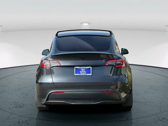 Used 2024 Tesla Model Y Performance image 5