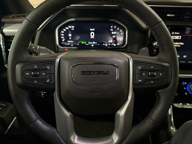 Used 2023 GMC Sierra 1500 Denali AWD/4WD image 17