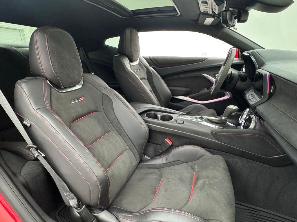 Used 2023 Chevrolet Camaro ZL1 image 36
